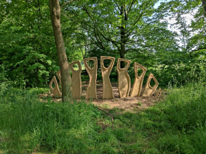 Garden/Images/ResizedWidth//point 065_canal du midi small bridge_garden__alex & ketul_glasnost.jpg